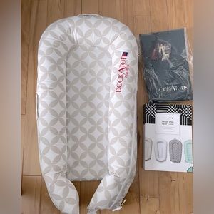 Dockatot Deluxe Combo Pack (extra cover and transport bag)